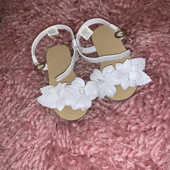 Janie and jack sandals - Picture 1 of 2